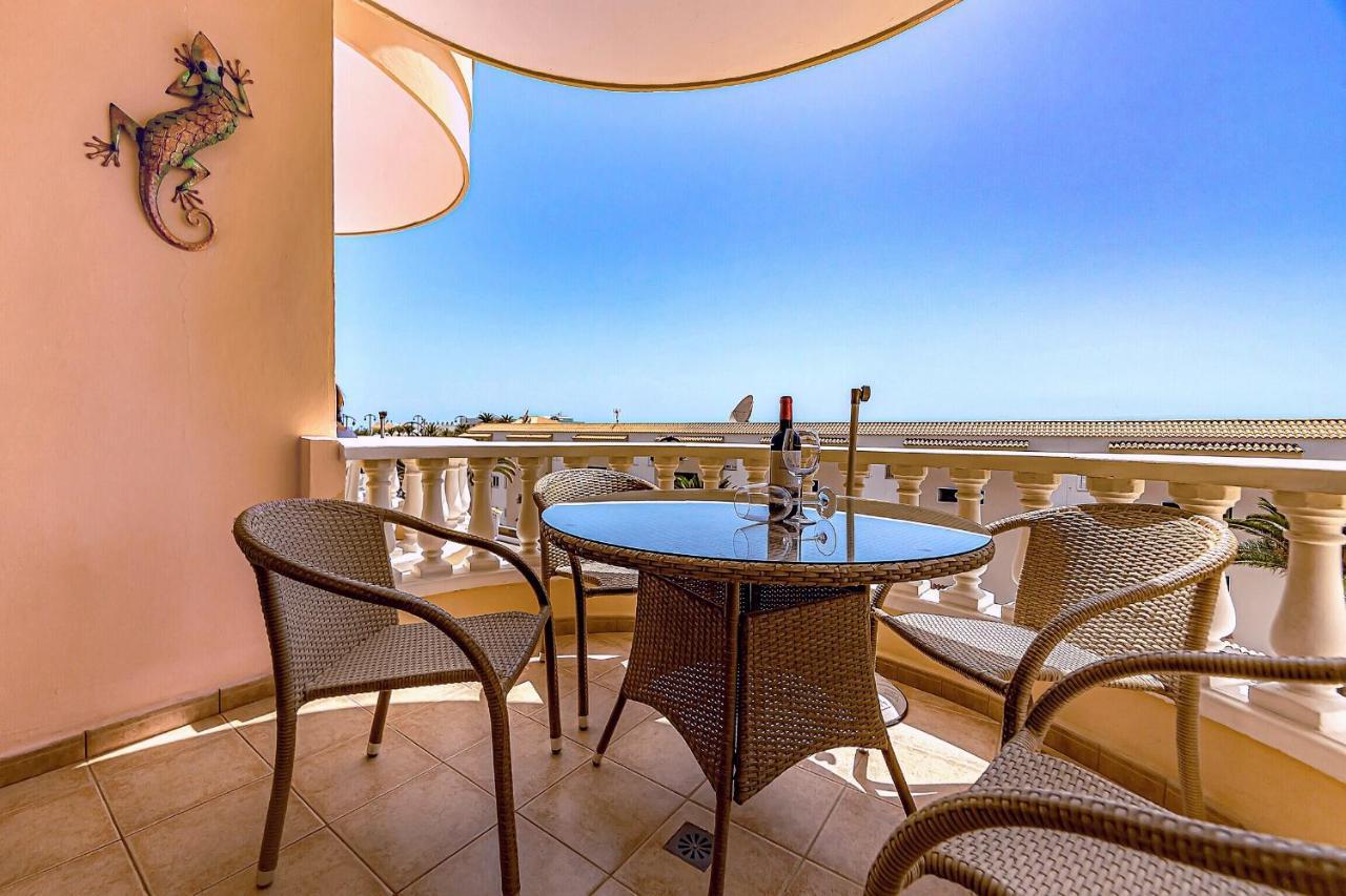 Apartamentos La Mar Puerto de Santiago  Exterior photo